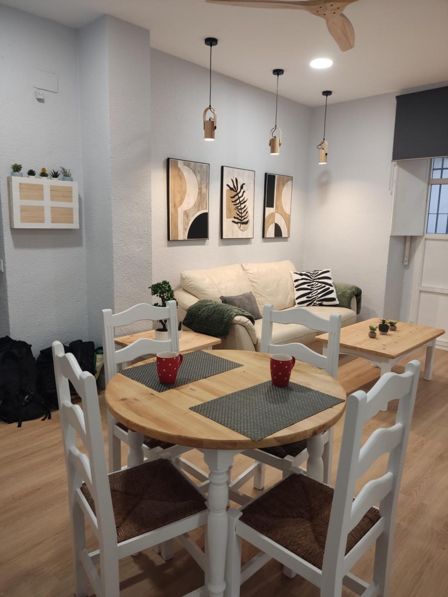 Apartamentos Alfaqueque B เซบีญา ภายนอก รูปภาพ
